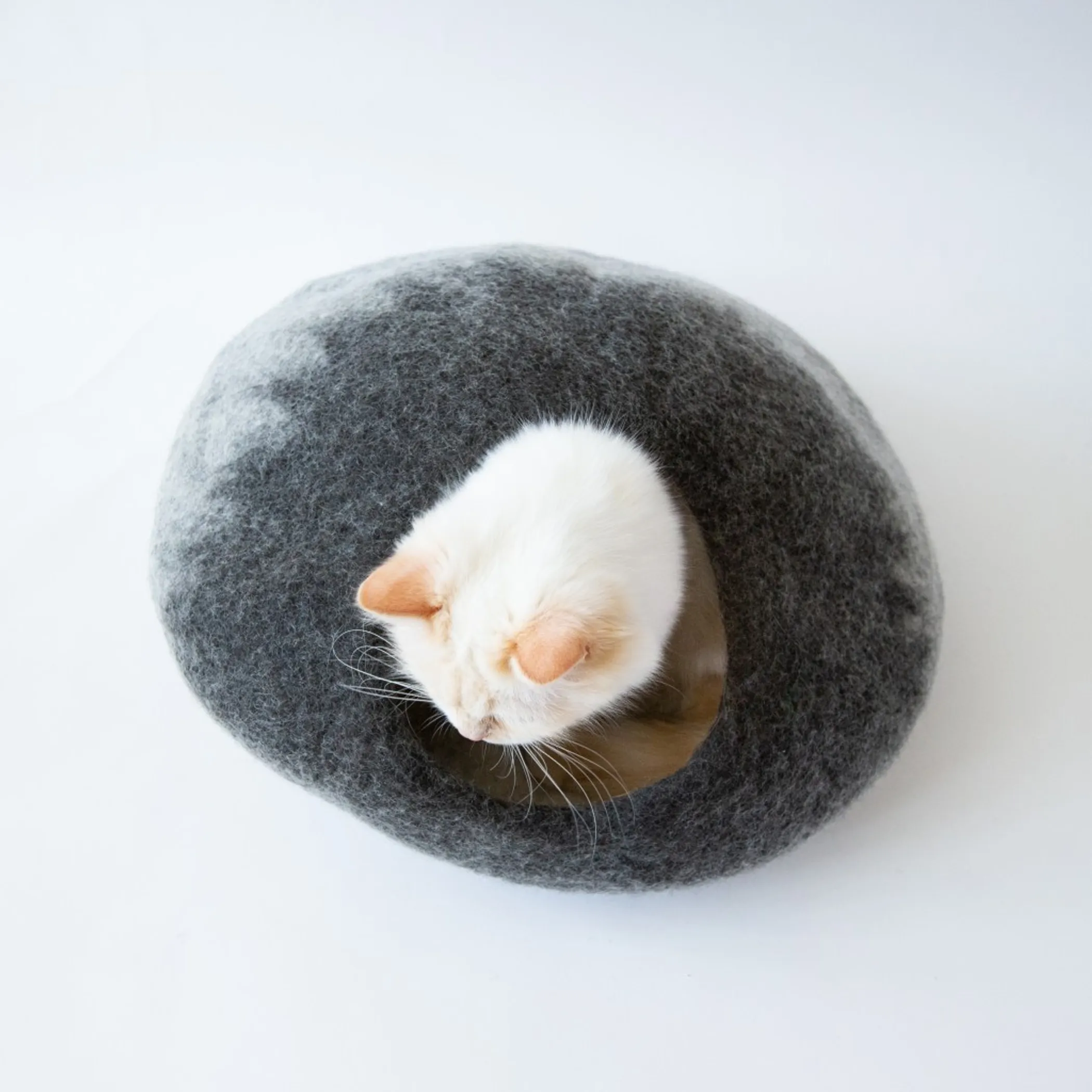 Shades of Gray Cat Cave Bed - Image 2